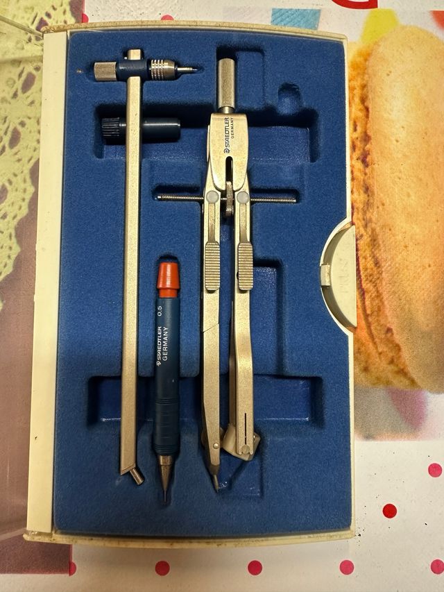 Compás de precisión STAEDTLER