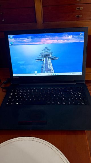 Portátil Lenovo Negro