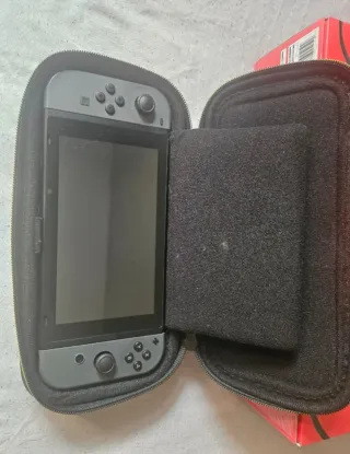 Nintendo Switch + juegos