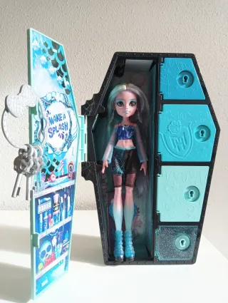 Monster High Lagoona Blue Skulltimate Secrets 2