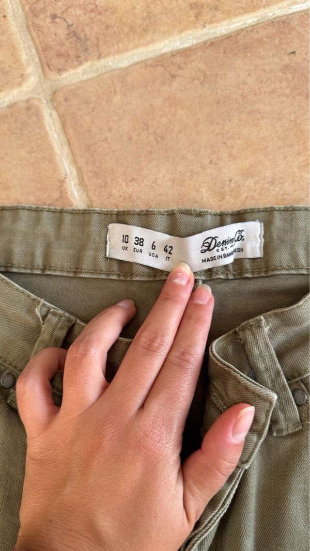 Pantalones vaqueros pitillo rotos - M