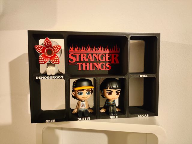 Expositor Stranger Things Impresión 3D | MCDONALDS