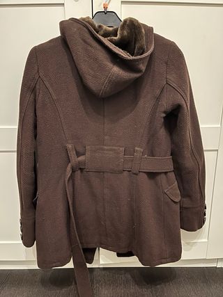 Parka de paño marrón con capucha