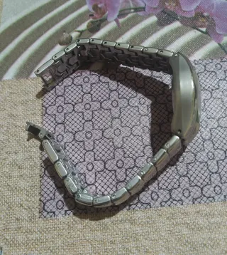 RELOJ DE MUJER DE ACERO