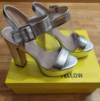 Sandalias tacón Yellow Shop Talla 39