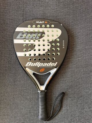Pala Bullpadel KULT X - Como Nueva