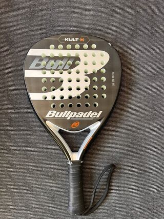 Pala Bullpadel KULT X - Como Nueva