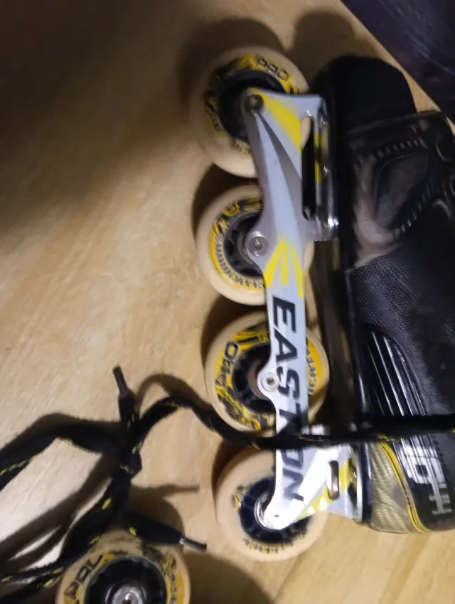 Patines Hockey Easton Negro/Dorado