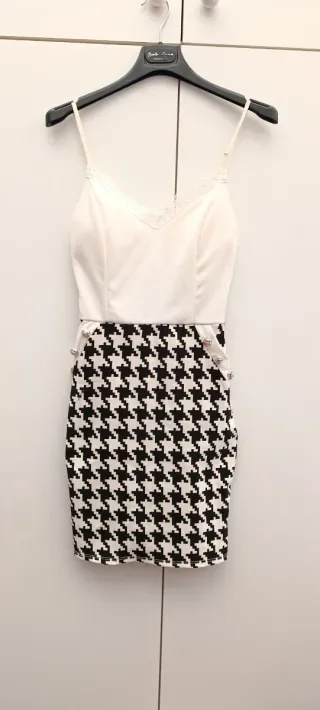 Vestido corto estampado pata de gallo