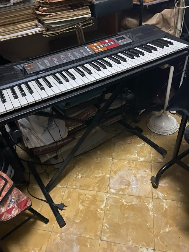 Teclado Yamaha F50 - 36 teclas