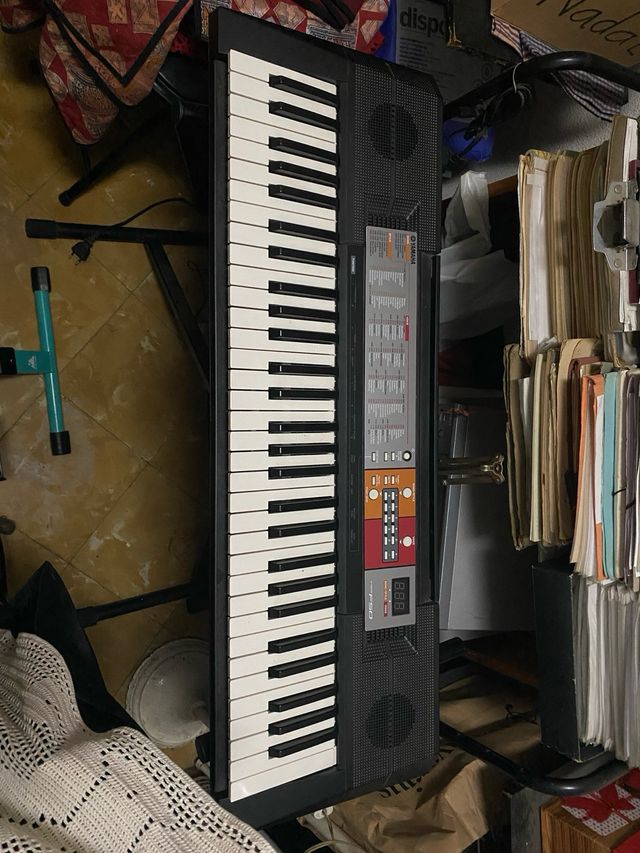 Teclado Yamaha F50 - 36 teclas