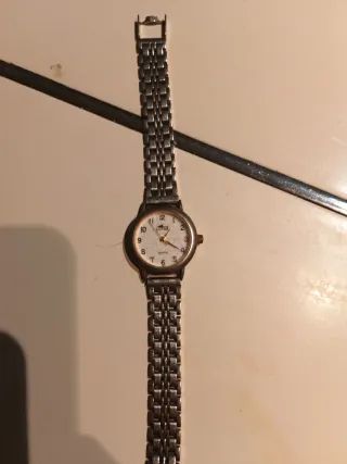 Reloj Lotus Mujer Plata y Blanco