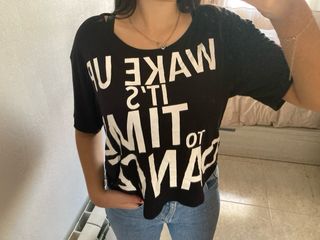 Camiseta Domyos Negra con Mensaje blanco