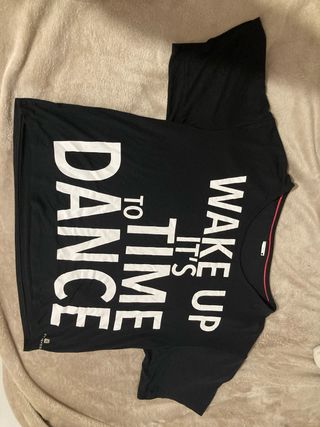 Camiseta Domyos Negra con Mensaje blanco