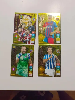 Lote de cromos de fútbol: Raúl, Iniesta, Ramos, He