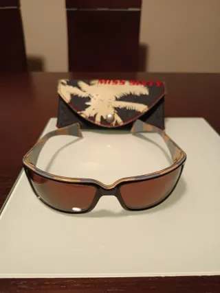 Gafas de sol Miss Sixty marrones