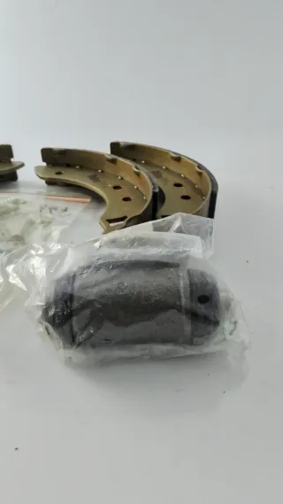 Kit Zapatas Freno Ford Escort/Orion