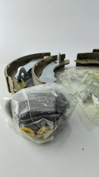 Kit Zapatas Freno Ford Escort/Orion