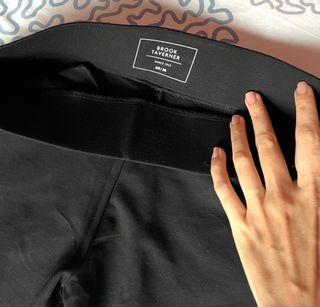 Leggings negros con bolsillos