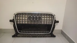 Parrilla Audi Q5
