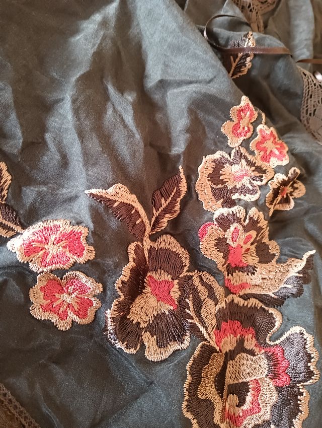 Camicia incrocio donna seta kimono con ricami tg.M