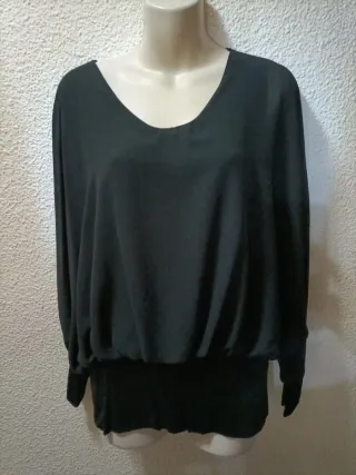 Blusa negra manga larga