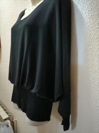 Blusa negra manga larga