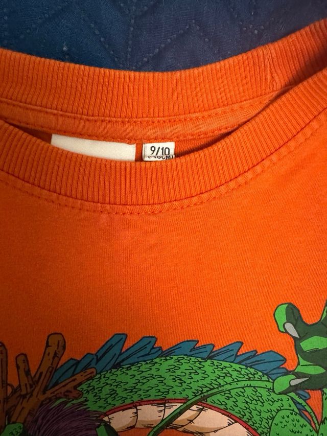 Camiseta Dragon Ball Goku y Shenron Naranja