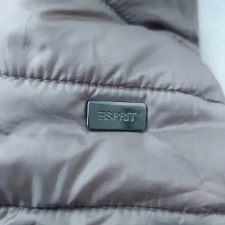 Plumífero ligero Esprit beige/dorado