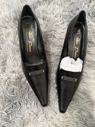 Zapatos de tacón Dos Pasos piel genuina negros