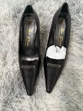 Zapatos de tacón Dos Pasos piel genuina negros