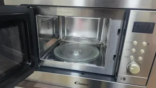 Microondas empotrable Candy