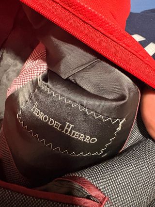 Traje Pedro del Hierro Gris Nuevo. Talla 50