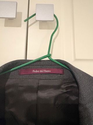 Traje Pedro del Hierro Gris Nuevo. Talla 50