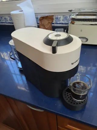Macchina da caffè Nespresso VERTUO POP