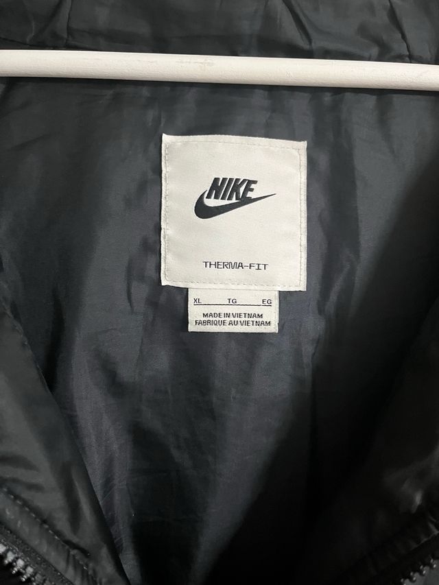 Abrigo Nike Térmico Negro