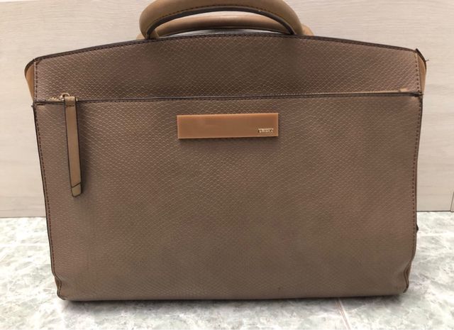 Bolso grande beige y marrón