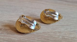 Pendientes lágrima pedrería dorados