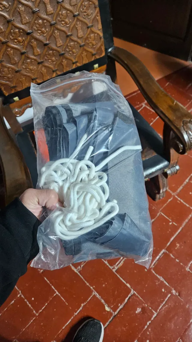 Toldo impermeable gris sin estrenar