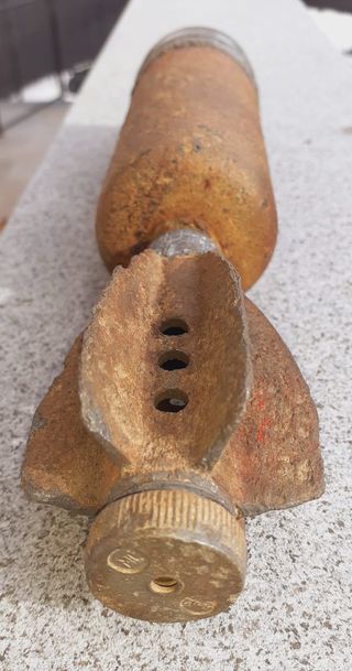 Mortaio inglese 2 pollici WW2 da scavo inerte