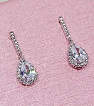 Pendientes lágrima de circonitas oro rosa o plata