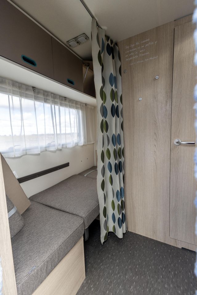 Caravana Adria Aviva 370 DD