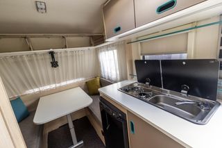 Caravana Adria Aviva 370 DD