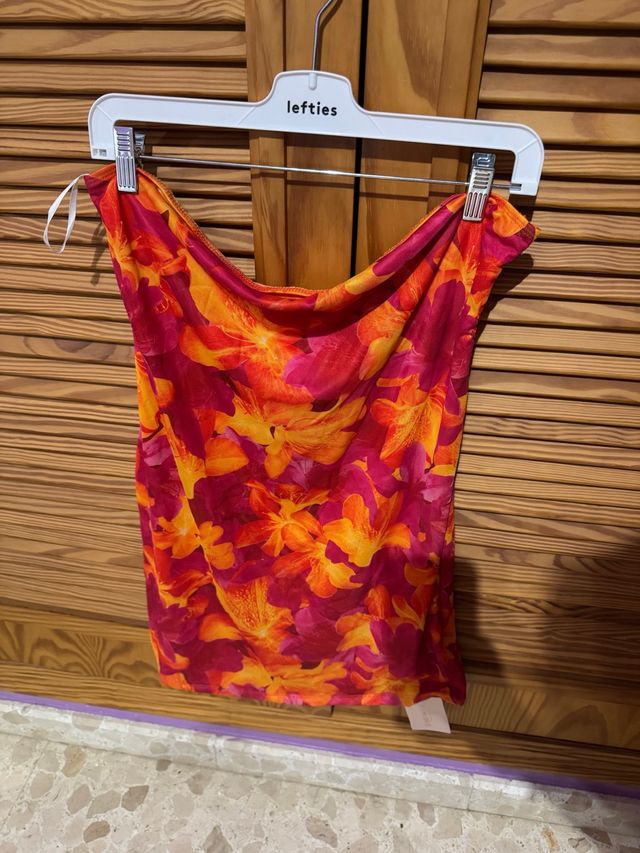 Vestido palabra de honor flores