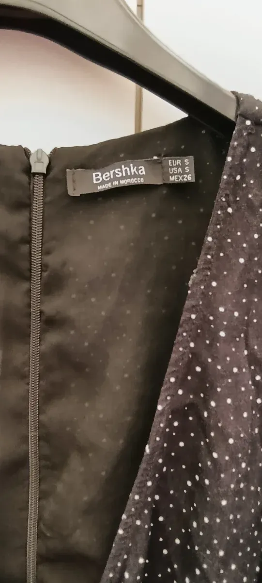 Vestido Bershka floral y lunares XS