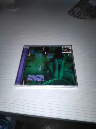 The Life of a Showgirl - Taylor Swift CD Nuevo