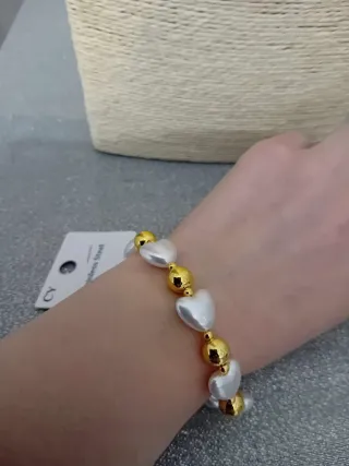 Braccialetto cuori perle e sfere oro