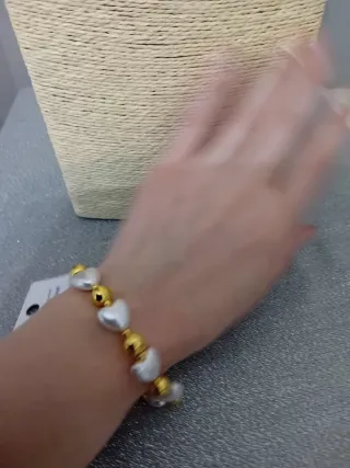 Braccialetto cuori perle e sfere oro