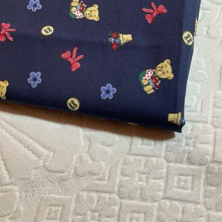 Scampolo cotone fantasia orsetti e fiori