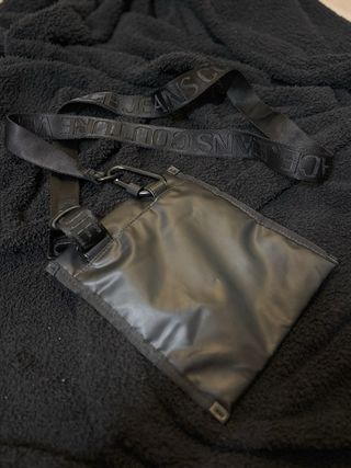 Bandolera Versace Jeans Couture Negra